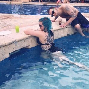 Meet your Posher, Izabella